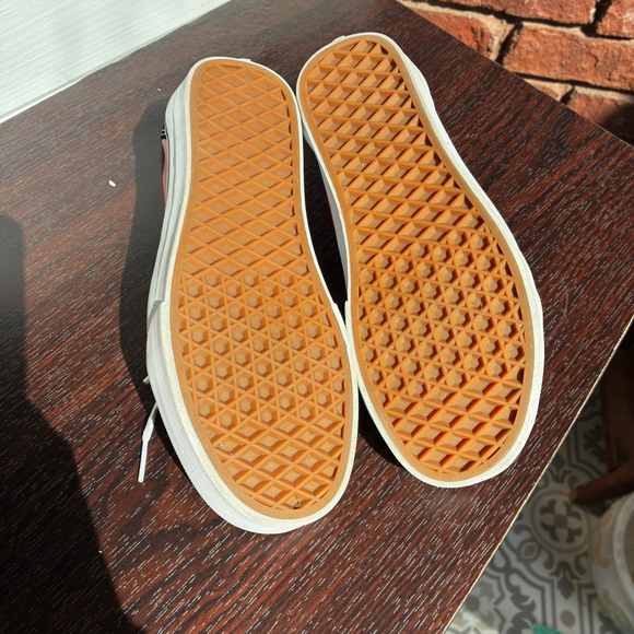 Vans Old Skool Hot Rod Flames Sneakers - Women’s 6 / Men’s 4.5 - Fire Print - Picture 6 of 7